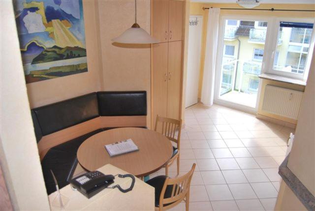 Ferienwohnung Eldena Lobbe Exteriör bild